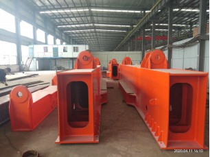 橋梁鋼結構件焊接、打磨、拼裝、噴漆